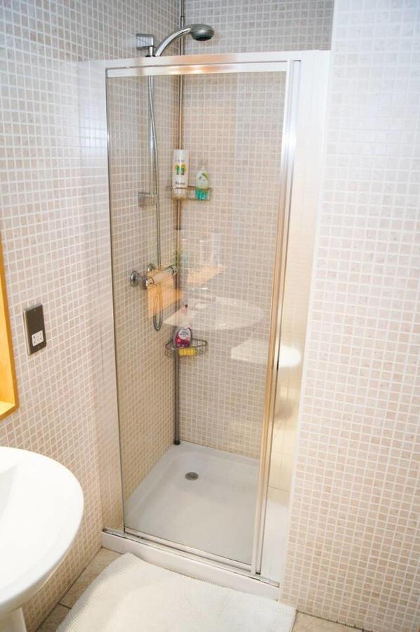 City Views Apartment City Centre Freeparking กลาสโกว์ ภายนอก รูปภาพ